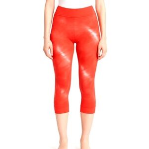 NikiBiki Coral Red Tie Dye High Waist Capri Leggings | Cropped Seamless Custom